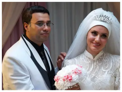 إيه جيهان الشماشرجي تثير الجدل بصورة مع حاتم صلاح وتكشف حقيقة علاقتهما