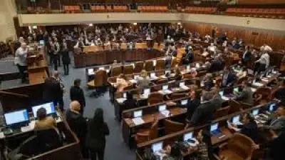 رؤساء الائتلاف الحكومي الإسرائيلي يتقدمون بطلب لحل الكنيست
