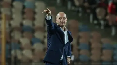 الأهلي يخطر توروب بفسخ العقد في يونيو مقابل مليون دولار