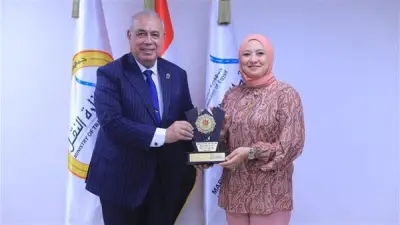 نائب محافظ الإسكندرية تشارك في احتفالية اليوم العالمي للمرأة بالقطاع البحري