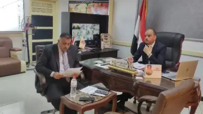 نائب محافظ الوادي الجديد يتابع تقنين أوضاع المنشآت التجارية والصناعية