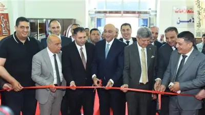 محافظ دمياط ورئيس جهاز المشروعات يفتتحان معرض أوكازيون الأثاث بالقاهرة