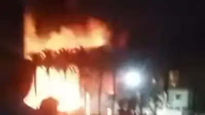 حريق في مبنى رئاسة الوزراء بطرابلس وإعدام جزار غرغور