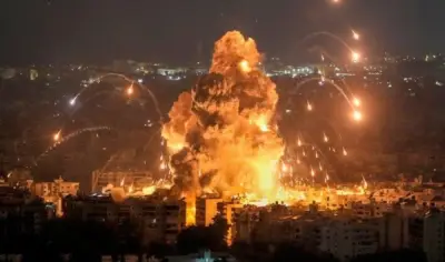 غارات إسرائيلية على جنوب لبنان وحزب الله يرد بقصف مواقع عسكرية