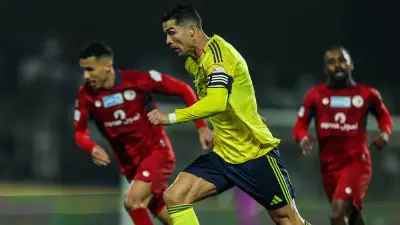 مارتينيز: عمر رونالدو مجرد رقم والجدارة هي الفيصل في اختياراتي