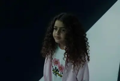 بظهور خاص لابنته فاطمة.. شاهد برومو ألبوم محمد حماقي الجديد فيديو