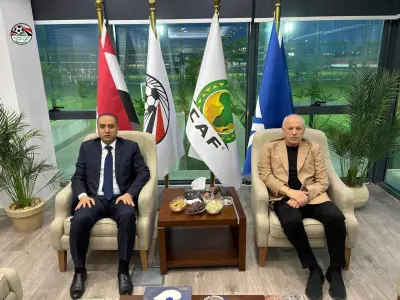 هاني أبو ريدة يستقبل وزير الشباب والرياضة الجزائري في القاهرة