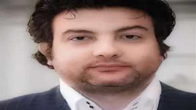 وليد يوسف ينعى خالته عبر فيسبوك ويطلب الدعاء لها