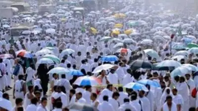 الإفتاء توضح أعمال الحج في يوم التروية وحكم الطواف على الكرسي المتحرك