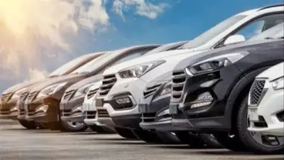 برلماني يطالب الحكومة ببيانات دقيقة عن مبادرة سيارات المصريين بالخارج