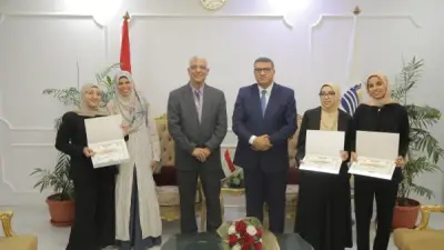 محافظ قنا يكرم أوائل مسابقة كوديفر المتأهلين للمنافسة الدولية بإندونيسيا