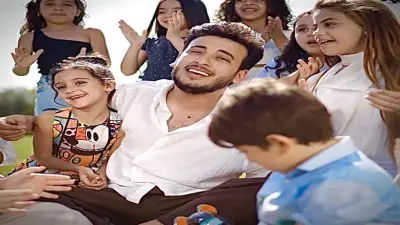 الحسن عادل ينهي تصوير كليب «نبينا محمد» بين مكة والمدينة استعداداً لطرحه