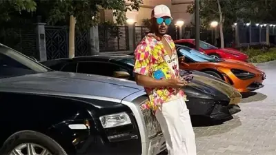 محمد رمضان يرد على جدل صوره أمام سياراته الفارهة ويكشف حقيقة شخصيته