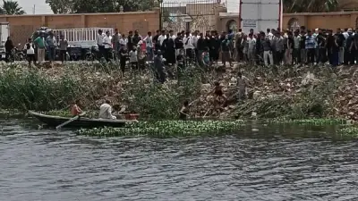 انتشال سائق وسيارة ربع نقل من ترعة المريوطية بعد حادث غرق