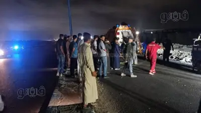 إصابة رجل وسيدة في اصطدام سيارة بتروسيكل بطريق قرية القصر بمطروح