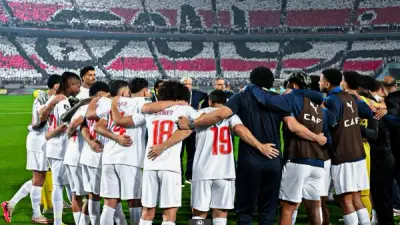 معتمد جمال يعقد جلسة تحفيزية مع لاعبي الزمالك قبل مواجهة سيراميكا