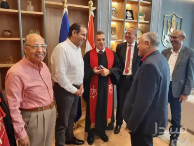 رئيس جامعة بورسعيد يستقبل وفد الكنيسة الإنجيلية للتهنئة بعيد الأضحى