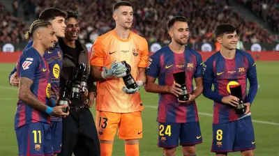 حارس برشلونة يرد بقسوة على تصريحات بيريز بشأن التحكيم