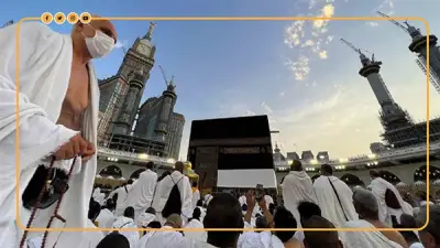 هل ارتداء الكمامة أثناء الإحرام يبطل العمرة؟ أمين الفتوى يجيب