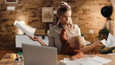 نصائح للمرأة العاملة لتنظيم وقتها بين العمل وتجهيزات العيد