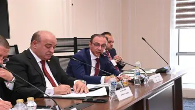 لجنة الصحة بالبرلمان تطالب الحكومة بجداول زمنية لإنهاء أزمات الدواء والتأمين الصحي