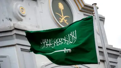 السعودية ترحب بالجهود الأمريكية لاستعادة الأمن في مضيق هرمز