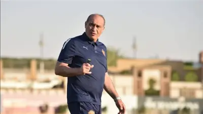 بيراميدز ينتظر هدية سيراميكا للتتويج بالدوري المصري