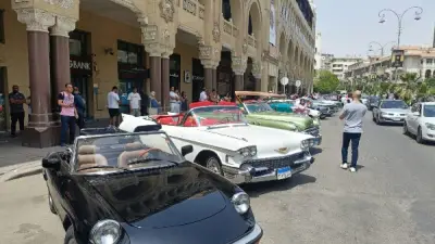 مهرجان السيارات الكلاسيكية يجوب شوارع مصر الجديدة في احتفالية تراثية