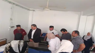 وكيل صحة المنوفية يطمئن على مصابي حادث انقلاب ميكروباص بالسادات