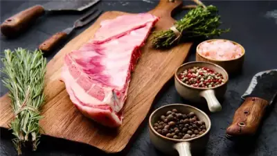 أفكار مبتكرة لتتبيل اللحوم قبل العيد بطرق شهية ومتنوعة