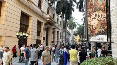 فعاليات شارع الفن تجذب الجمهور بوسط القاهرة بحضور وزيرة الثقافة والمحافظ