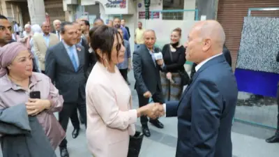 وزيرة الثقافة ومحافظ القاهرة يطلقان مبادرة “شارع الفن” بالقاهرة الخديوية بحضور جماهيري كبير
