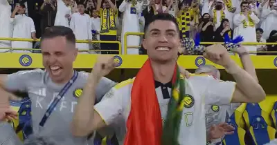 ملخص مباراة النصر ضد ضمك والأهداف وأروع لحظات تتويج العالمي بالدوري السعودي فيديو