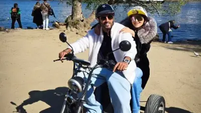 مي عمر ومحمد سامي في جولة رومانسية على دراجة بخارية بإنستجرام
