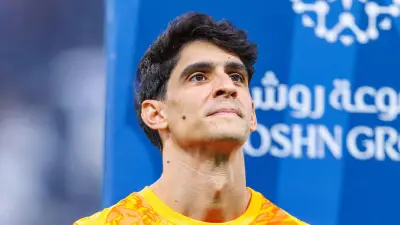 بونو وميندي يتقاسمان صدارة الحراس في دوري روشن السعودي