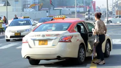 إحالة سائق تطبيق توصيل شهير لاغتصاب طالبة إلى الجنايات بأكتوبر