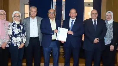 قصر العيني يحصد شهادتي الجودة الدولية في المسؤولية المجتمعية وإدارة الطاقة