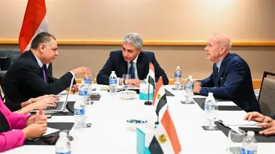 وزير السياحة يبحث مع اتحاد منظمي الرحلات الأمريكي زيادة الحركة الوافدة لمصر