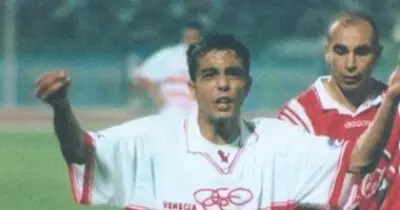 معتمد جمال يهدي لقب الدوري لروح محمد صبري ووالده