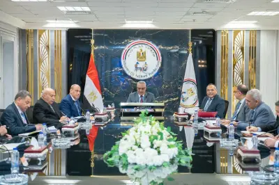 جمبلاط: تعظيم الاستفادة من الإمكانيات التصنيعية والتكنولوجية بشركات الإنتاج الحربي