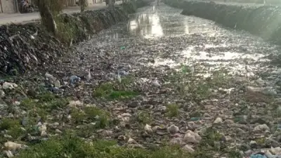 الانتهاء من تطهير مصرف تفهنا الأشراف ورفع نواتج التطهير بالدقهلية