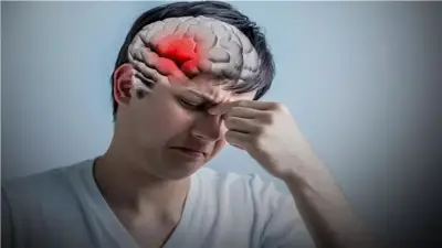 كيف تفرق بين الصداع العادي والسكتة الدماغية؟ انتبه لهذه الأعراض