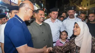 محافظ الإسكندرية يقود حملة لإزالة تعديات الباعة بشارع الجلاء