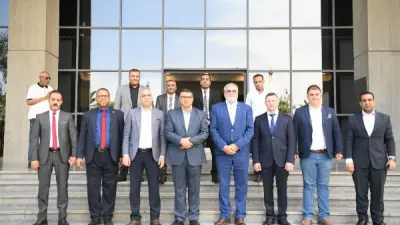 محافظ قنا والقنصل الروسي يتفقدان مشروعات استثمارية وصناعية بالمحافظة