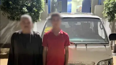 كشف ملابسات فيديو راكب يجلس أعلى ميكروباص في المنيا