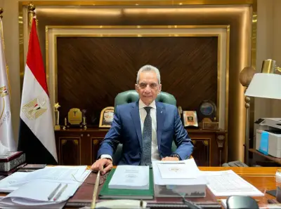 وزير شؤون المجالس النيابية يهنئ الرئيس السيسي بحلول عيد الأضحى المبارك