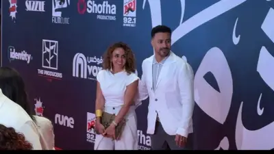 علا رشدي تدعم زوجها أحمد داوود في العرض الخاص لفيلمه الجديد إذما