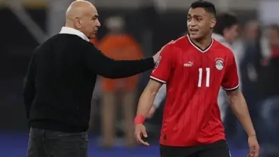 نجم الأهلي السابق: استبعاد مصطفى محمد بسبب أسلوب حسام حسن