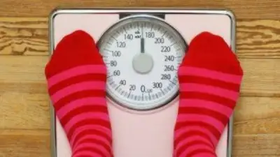 كيف تتجنب زيادة الوزن بعد فتة ولحمة العيد؟ نصائح فعالة