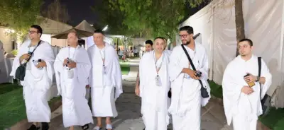 رئيس بعثة حج الجمعيات الأهلية يتفقد مخيمات الحجاج بعرفات
